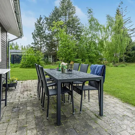 Cozy Home In Vaeggerlose With Wifi